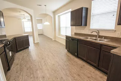 29619 Yaupon Shore Drive, Spring, TX 77386 - Photo 6