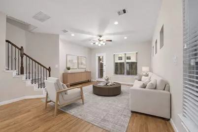 10408 Quiet Courtyard Road, Houston, TX 77043 - Photo 10