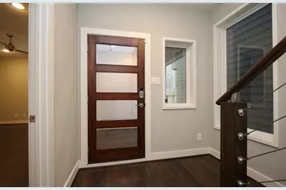2614 Sherwin Street, Houston, TX 77007 - Photo 2