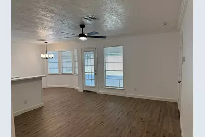 934 Bacliff Drive, Bacliff, TX 77518 - Photo 6