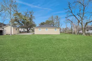 9238 Klondike St, Houston, TX 77075 - Photo 40