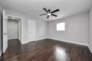 9238 Klondike St, Houston, TX 77075 - Photo 28