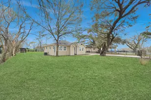 9238 Klondike St, Houston, TX 77075 - Photo 46