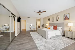 286 Wilcrest Dr, Houston, TX 77042 - Photo 14