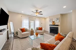 286 Wilcrest Dr, Houston, TX 77042 - Photo 1