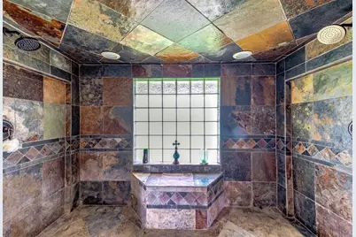 325 Palm Drive, Liverpool, TX 77577 - Photo 10