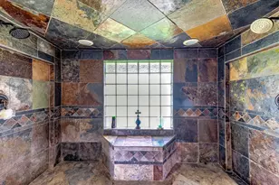 325 Palm Dr, Liverpool, TX 77577 - Photo 10