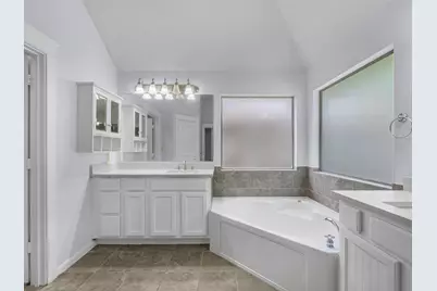 42 Silver Lute Place, The Woodlands, TX 77381 - Photo 20