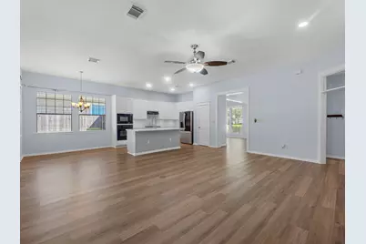 42 Silver Lute Place, The Woodlands, TX 77381 - Photo 10