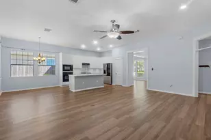 42 Silver Lute Pl, The Woodlands, TX 77381 - Photo 10