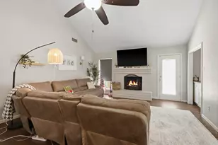 24902 Butterwick Dr, Spring, TX 77389 - Photo 6