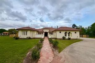 12410 Keith Rd, Beaumont, TX 77713 - Photo 2