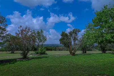 369 Sakewitz, Comfort, TX 78013 - Photo 30