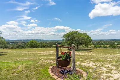 369 Sakewitz, Comfort, TX 78013 - Photo 20