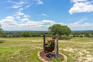 369 Sakewitz, Comfort, TX 78013 - Photo 20