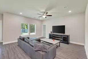 17104 Coneflower Pl, Conroe, TX 77385 - Photo 10