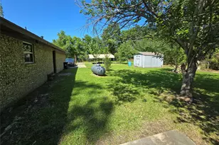 65 Paisano Ln, Huntsville, TX 77340 - Photo 12