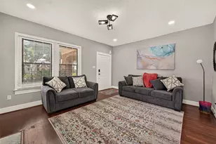 2418 Rosewood St, Houston, TX 77004 - Photo 2