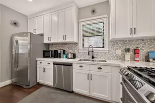 2418 Rosewood St, Houston, TX 77004 - Photo 6