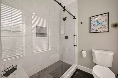2418 Rosewood Street, Houston, TX 77004 - Photo 12
