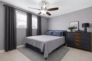 8619 Ardley Cir, Houston, TX 77088 - Photo 12