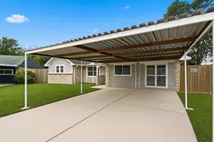8619 Ardley Cir, Houston, TX 77088 - Photo 4