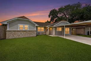 8619 Ardley Cir, Houston, TX 77088 - Photo 1