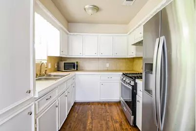 3210 Ridgefield Road, La Porte, TX 77571 - Photo 6