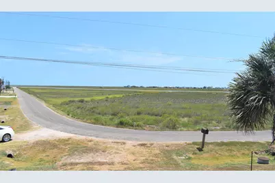 373 Neptune Street, Sargent, TX 77414 - Photo 6