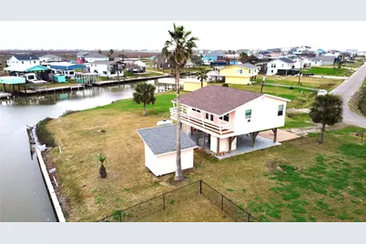 373 Neptune Street, Sargent, TX 77414 - Photo 4