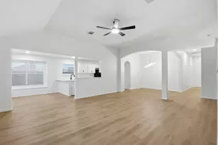 4426 Kulkarni St, Houston, TX 77045 - Photo 12