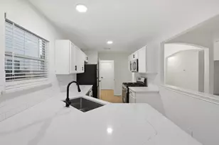 4426 Kulkarni St, Houston, TX 77045 - Photo 14