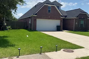 3131 Sun Terrace Ln, League City, TX 77539 - Photo 2
