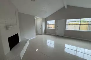 16528 Monte Carlo Ln, Houston, TX 77053 - Photo 2