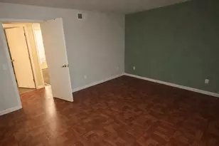 781 Country Pl Dr, Houston, TX 77079 - Photo 8