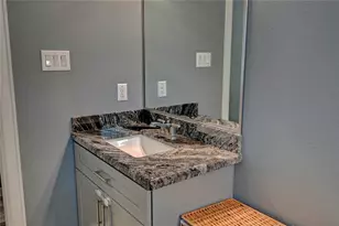 8419 Observatory St, Houston, TX 77088 - Photo 24