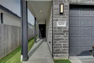 8419 Observatory St, Houston, TX 77088 - Photo 4