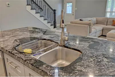 8419 Observatory Street, Houston, TX 77088 - Photo 14