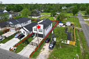 8419 Observatory St, Houston, TX 77088 - Photo 46