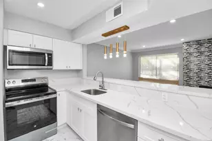 17202 Imperial Valley Dr, Houston, TX 77060 - Photo 4