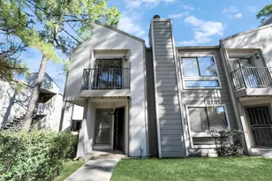 17202 Imperial Valley Dr, Houston, TX 77060 - Photo 2