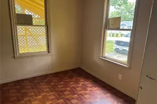 606 E 42nd St, Houston, TX 77022 - Photo 14