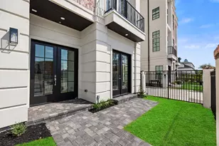 5824 Winsome Ln, Houston, TX 77057 - Photo 2