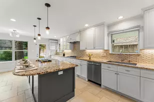 14115 River Forest Dr, Houston, TX 77079 - Photo 12
