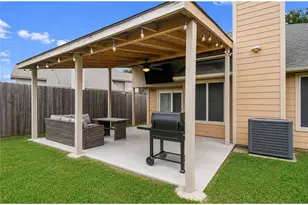 16306 St Helena Way, Houston, TX 77053 - Photo 26