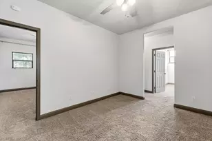 13430 Greenbrier Dr, Montgomery, TX 77356 - Photo 2