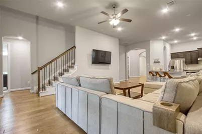 6919 Red Oak Drive, Katy, TX 77493 - Photo 2