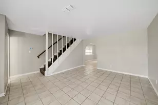 4605 Orange Cir N, Pearland, TX 77581 - Photo 2