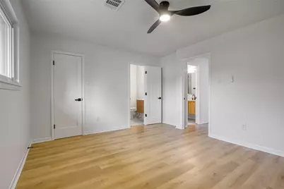 5802 Chrystell Lane, Houston, TX 77092 - Photo 16