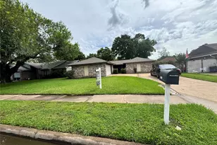 10415 Sageburrow Dr, Houston, TX 77089 - Photo 20